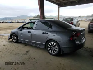 2010 Honda Civic z VIN 19XFA1E39AE037346, wystawiony jako Copart lot #53279185 z przebiegiem 148 350 mil mil oraz Szkoda całkowita • Salvage title. Historia ofert i sprzedaży dostępna na DreamBid. Obrazek 2.