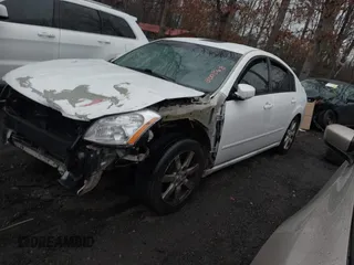 2007 Nissan Maxima 3.5 SL with VIN 1N4BA41E27C800868, listed as a IAAI auction lot 41560429 with 207,710 mi miles. Bid and sale history available at carsss.com. Image 2.