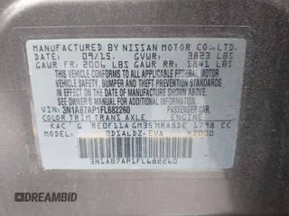 2015 Nissan Sentra SR with VIN 3N1AB7AP1FL682260, listed as a IAAI auction lot 41897678 with 111,125 mi miles and . Bid and sale history available at DreamBid. Image 9.
