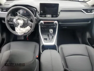 2025 Toyota RAV4 XLE Premium with VIN 2T3A1RFV8SC525056, listed as a Copart auction lot 57753695 with 1,051 mi miles and Clean title. Bid and sale history available at DreamBid. Image 8.