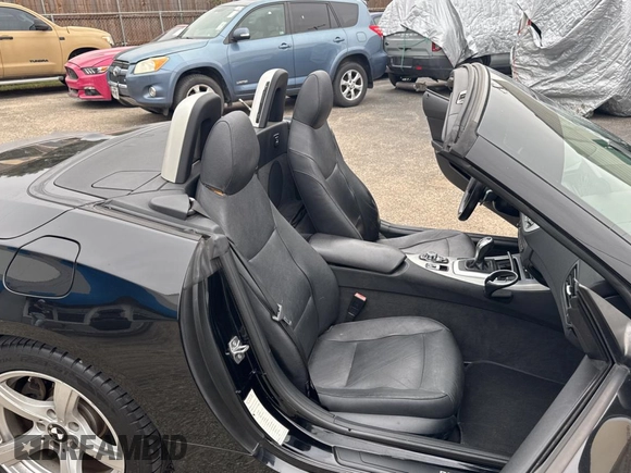 2013 BMW Z4 sDrive28i with VIN WBALL5C58DJ104449, listed as a Copart auction lot 79250174 with 119,451 mi miles and Clean Title. Bid and sale history available at carsss.com. Image 6.