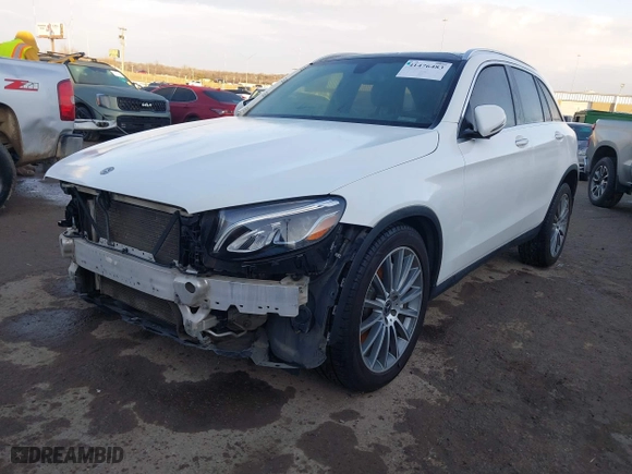 2018 Mercedes-Benz GLC with VIN WDC0G4KB0JV109381, listed as a IAAI auction lot 41476483 with 144,632 mi miles. Bid and sale history available at carsss.com. Image 18.