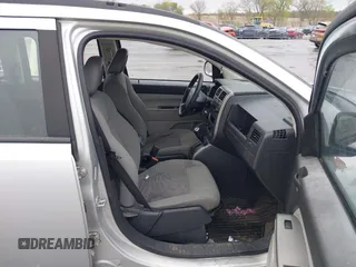 2007 Jeep Compass Sport with VIN 1J8FF47W77D278643, listed as a IAAI auction lot 42161111 with 164,805 mi miles and . Bid and sale history available at carsss.com. Image 5.