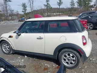 2012 MINI Hardtop with VIN WMWSU3C53CT185697, listed as a IAAI auction lot 41761981 with 201,335 mi miles and . Bid and sale history available at DreamBid. Image 14.