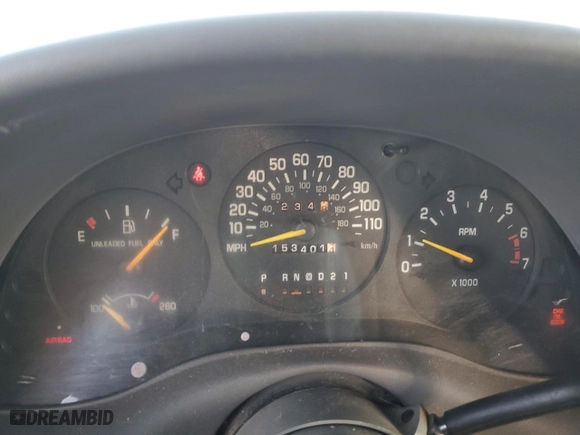 2001 Chevrolet Lumina with VIN 2G1WL52J111294494, listed as a Copart auction lot 51546475 with 153,401 mi miles and Salvage Title. Bid and sale history available at carsss.com. Image 9.