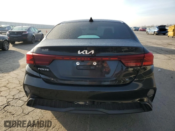 2022 Kia Forte LXS with VIN 3KPF24AD9NE457420, listed as a Copart auction lot 86216704 with 48,441 mi miles and Salvage Title. Bid and sale history available at carsss.com. Image 6.