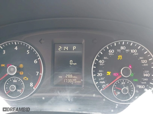 2015 Volkswagen Passat 1.8T S with VIN 1VWAT7A32FC029372, listed as a IAAI auction lot 41714513 with 173,829 mi miles. Bid and sale history available at carsss.com. Image 7.