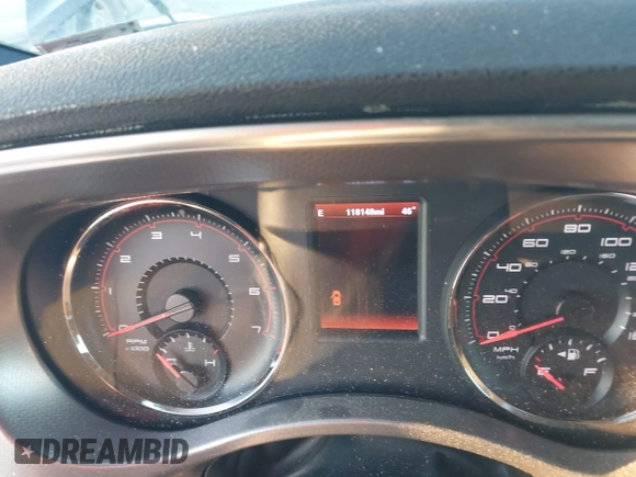 2013 Dodge Charger RT with VIN 2C3CDXCT4DH696609, listed as a IAAI auction lot 40979934 with 118,148 mi miles. Bid and sale history available at carsss.com. Image 7.