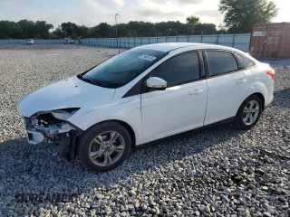2014 Ford Focus SE with VIN 1FADP3F27EL412368, listed as a Copart auction lot 51463155 with 143,484 mi miles and Salvage Title. Bid and sale history available at carsss.com. Image 1.