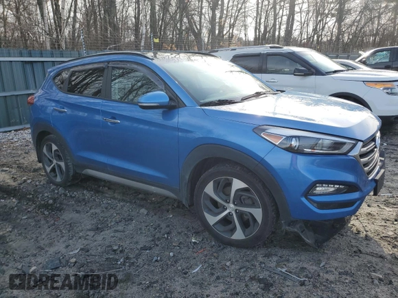 2017 Hyundai Tucson Limited z VIN KM8J3CA26HU307704, wystawiony jako Copart lot #70069642 z przebiegiem 78 606 mil mil oraz . Historia ofert i sprzedaży dostępna na DreamBid. Obrazek 4.