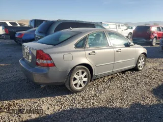 2005 Volvo S40 with VIN YV1MS682652078440, listed as a Copart auction lot 73287734 with 0 mi miles and Clean Title. Bid and sale history available at carsss.com. Image 3.