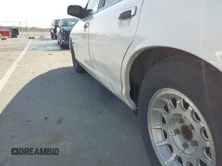 1995 Ford Crown Victoria LX с VIN 2FALP74W3SX123480, выставлен на аукционе IAAI как лот 41737431 с пробегом Не указан миль и . История ставок и продаж доступна на DreamBid. Изображение 17.