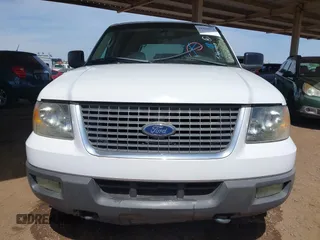 2004 Ford Expedition Special Service with VIN 1FMPU16L14LB22571, listed as a IAAI auction lot 41941673 with 1 mi miles. Bid and sale history available at carsss.com. Image 6.