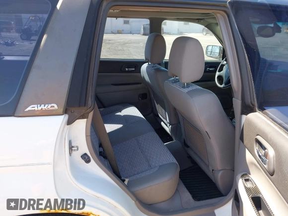 2003 Subaru Forester XS with VIN JF1SG65683H742453, listed as a IAAI auction lot 41972417 with 177,093 mi miles. Bid and sale history available at carsss.com. Image 8.