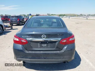 2018 Nissan Altima SV with VIN 1N4AL3AP6JC153366, listed as a IAAI auction lot 41847415 with 79,710 mi miles and . Bid and sale history available at carsss.com. Image 16.