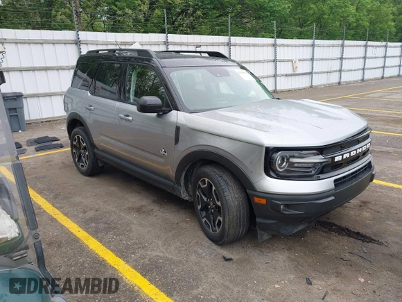 2021 Ford Bronco Sport Outer Banks z VIN 3FMCR9C62MRA37544, wystawiony jako IAAI lot #42259814 z przebiegiem 59 746 mil mil oraz . Historia ofert i sprzedaży dostępna na DreamBid. Obrazek 1.