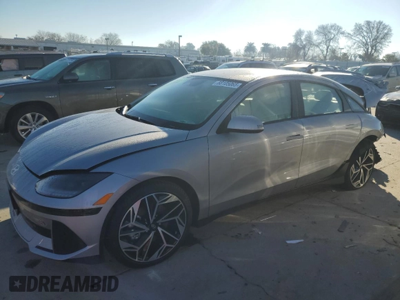 2024 Hyundai Ioniq 6 SEL z VIN KMHM34AA6RA062464, wystawiony jako Copart lot #88105065 z przebiegiem 3 947 mil mil oraz Szkoda całkowita • Salvage title. Historia ofert i sprzedaży dostępna na DreamBid. Obrazek 1.