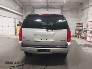 2011 GMC Yukon SLE with VIN 1GKS2AE01BR233860, listed as a IAAI auction lot 41838392 with 226,611 mi miles. Bid and sale history available at carsss.com. Image 16.