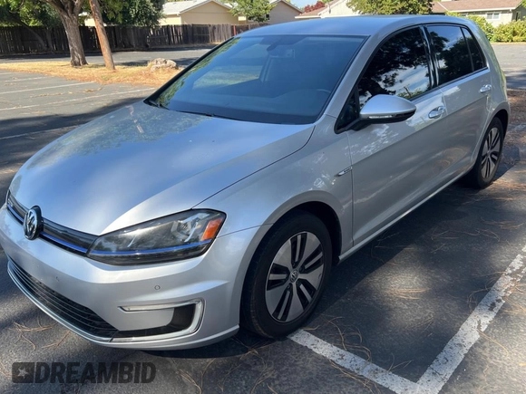 2015 Volkswagen Golf SEL Premium z VIN WVWPP7AUXFW911575, wystawiony jako Copart lot #61272935 z przebiegiem 121 919 mil mil oraz Czysty tytuł • Clean title. Historia ofert i sprzedaży dostępna na DreamBid. Obrazek 2.