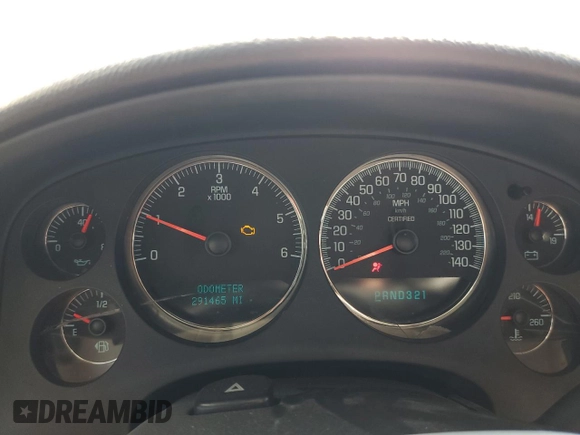 2008 Chevrolet Tahoe Police z VIN 1GNEC03048R278424, wystawiony jako Copart lot #76256084 z przebiegiem 291 465 mil mil oraz Szkody całkowita. Historia ofert i sprzedaży dostępna na DreamBid. Obrazek 9.