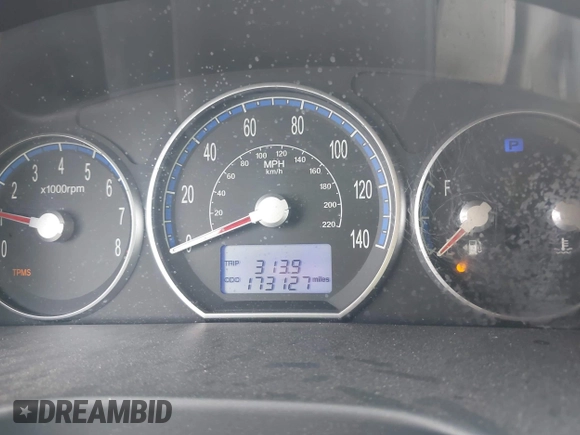 2009 Hyundai Santa Fe Limited z VIN 5NMSH13E29H230280, wystawiony jako IAAI lot #42562046 z przebiegiem 173 127 mil mil oraz . Historia ofert i sprzedaży dostępna na DreamBid. Obrazek 7.