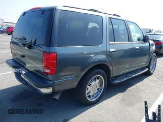 2001 Ford Expedition XLT with VIN 1FMRU15W51LB26235, listed as a IAAI auction lot 42618094 with 204,892 mi miles and . Bid and sale history available at DreamBid. Image 4.