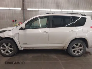 2011 Toyota RAV4 Ltd with VIN 2T3DK4DV5BW048231, listed as a IAAI auction lot 41434279 with 137,155 mi miles. Bid and sale history available at carsss.com. Image 15.