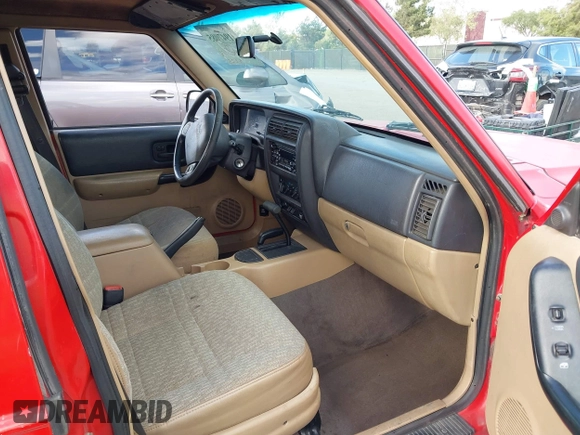 1999 Jeep Cherokee Sport with VIN 1J4FF68S8XL533881, listed as a IAAI auction lot 41947085 with 200,970 mi miles and . Bid and sale history available at DreamBid. Image 5.