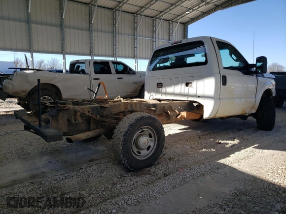2012 Ford F-350 XL with VIN 1FTRF3B61CEC11465, listed as a Copart auction lot 47188555 with 182,941 mi miles and Salvage title. Bid and sale history available at DreamBid. Image 3.