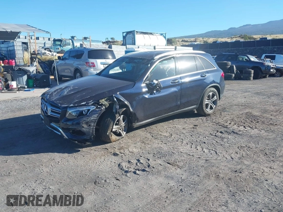 2019 Mercedes-Benz GLC with VIN WDC0G4KB8KF585423, listed as a IAAI auction lot 41254865 with Not Provided miles. Bid and sale history available at carsss.com. Image 2.