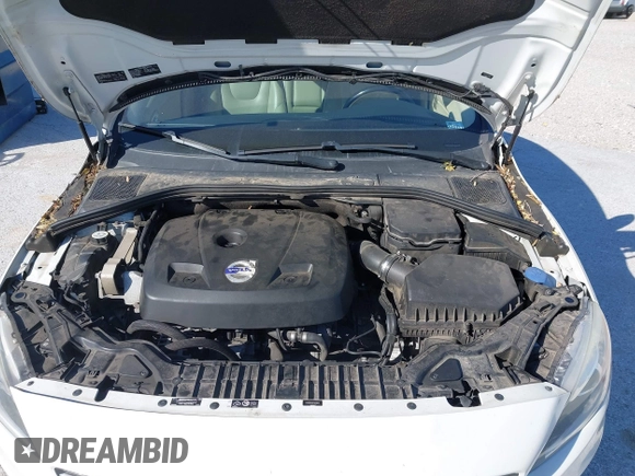 2015 Volvo S60 T5 Drive-E Platinum with VIN YV140MFM7F1346644, listed as a IAAI auction lot 41984716 with 78,210 mi miles. Bid and sale history available at carsss.com. Image 10.