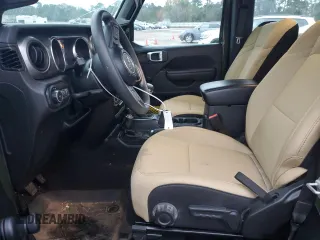 2021 Jeep Wrangler Sport with VIN 1C4GJXAGXMW701082, listed as a Copart auction lot 80138224 with 31,102 mi miles and Salvage Title. Bid and sale history available at DreamBid. Image 7.