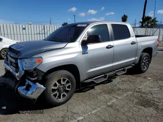 2015 Toyota Tundra SR5 z VIN 5TFEY5F12FX185681, wystawiony jako Copart lot #47140415 z przebiegiem 54 572 mil mil oraz Szkoda całkowita • Salvage title. Historia ofert i sprzedaży dostępna na DreamBid. Obrazek 1.