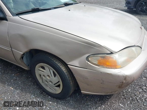 1998 Ford Escort SE z VIN 1FAFP13P5WW260085, wystawiony jako IAAI lot #42032363 z przebiegiem 93 084 mil mil oraz . Historia ofert i sprzedaży dostępna na DreamBid. Obrazek 6.