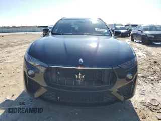2019 Maserati Levante GranSport with VIN ZN661XUS2KX318545, listed as a Copart auction lot 42400514 with 37,524 mi miles. Bid and sale history available at carsss.com. Image 5.