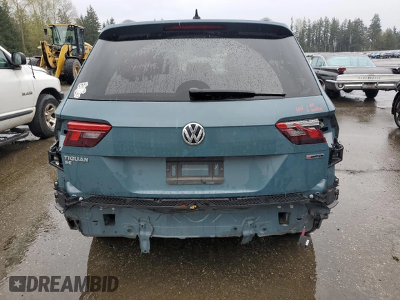 2020 Volkswagen Tiguan SE with VIN 3VV2B7AX4LM005342, listed as a Copart auction lot 52052615 with 35,787 mi miles and Salvage Title. Bid and sale history available at DreamBid. Image 6.