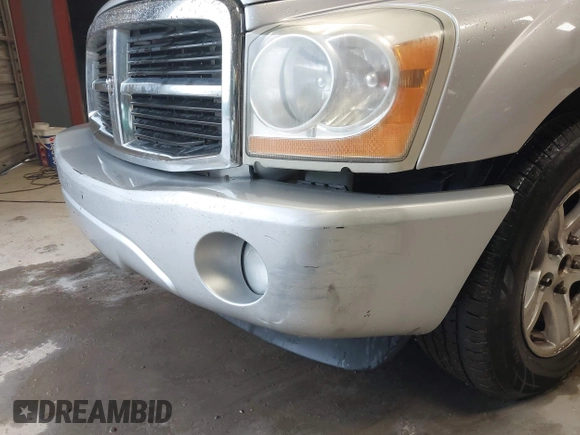 2005 Dodge Durango SLT with VIN 1D4HB48D55F590389, listed as a IAAI auction lot 41985742 with 233,226 mi miles and . Bid and sale history available at DreamBid. Image 18.