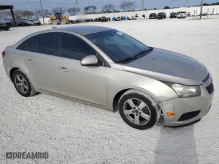 2013 Chevrolet Cruze 1LT with VIN 1G1PC5SB2D7241131, listed as a Copart auction lot 53108735 with 137,992 mi miles and Clean Title. Bid and sale history available at carsss.com. Image 4.