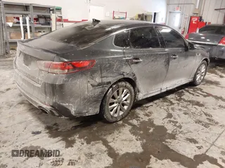2018 Kia Optima LX with VIN 5XXGT4L30JG241236, listed as a IAAI auction lot 41612332 with 73,494 mi miles. Bid and sale history available at carsss.com. Image 4.
