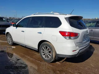 2014 Nissan Pathfinder SV z VIN 5N1AR2MN4EC666811, wystawiony jako IAAI lot #41664424 z przebiegiem 178 312 mil mil oraz . Historia ofert i sprzedaży dostępna na DreamBid. Obrazek 3.