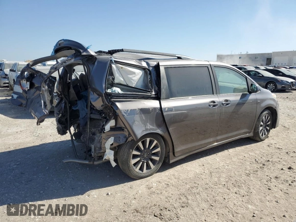 2020 Toyota Sienna LE z VIN 5TDJZ3DC3LS234165, wystawiony jako Copart lot #62364964 z przebiegiem 56 946 mil mil oraz Szkoda całkowita • Salvage title. Historia ofert i sprzedaży dostępna na DreamBid. Obrazek 3.