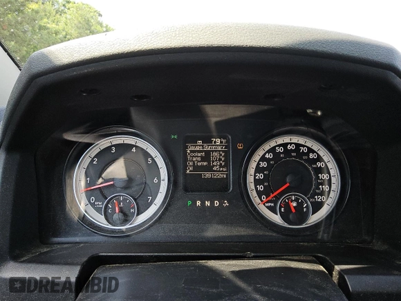 2014 Ram 1500 Express z VIN 1C6RR7KT5ES163310, wystawiony jako Copart lot #58201045 z przebiegiem 139 122 mil mil oraz Czysty tytuł • Clean title. Historia ofert i sprzedaży dostępna na DreamBid. Obrazek 9.