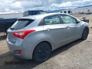 2016 Hyundai Elantra GT with VIN KMHD35LH0GU257682, listed as a IAAI auction lot 41977626 with 1 mi miles. Bid and sale history available at carsss.com. Image 4.