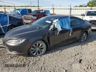 2015 Chrysler 200 S z VIN 1C3CCCBB5FN751258, wystawiony jako Copart lot #52700715 z przebiegiem 141 225 mil mil oraz Nie do naprawy • Non repairable. Historia ofert i sprzedaży dostępna na DreamBid. Obrazek 1.