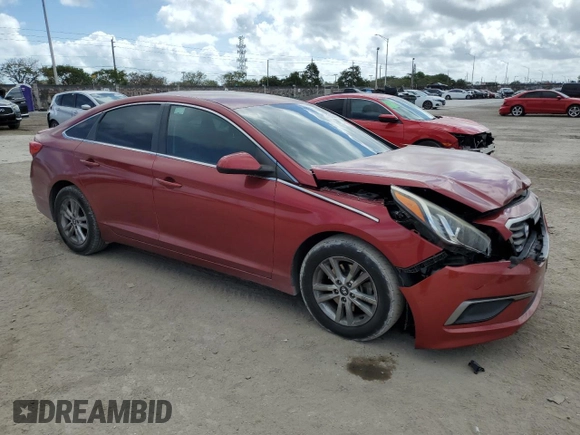 2016 Hyundai Sonata SE z VIN 5NPE24AF3GH307704, wystawiony jako Copart lot #45120925 z przebiegiem 126 347 mil mil oraz Szkoda całkowita • Salvage title. Historia ofert i sprzedaży dostępna na DreamBid. Obrazek 4.