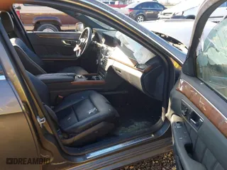 2013 Mercedes-Benz E-Class E 350 Luxury with VIN WDDHF8JB5DA761838, listed as a IAAI auction lot 41378582 with 1 mi miles. Bid and sale history available at carsss.com. Image 5.