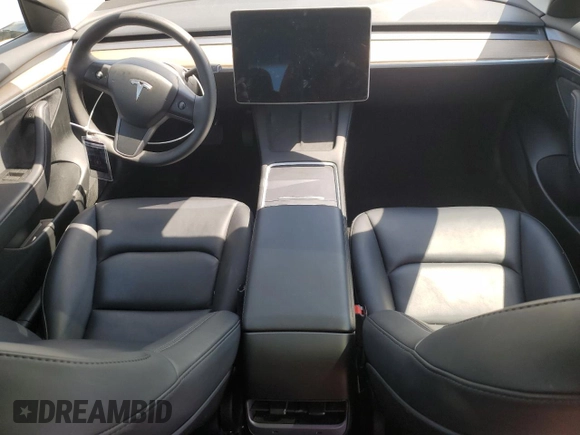 2023 Tesla Model 3 z VIN 5YJ3E1EA1PF684526, wystawiony jako Copart lot #50915345 z przebiegiem 14 109 mil mil oraz Szkoda całkowita • Salvage title. Historia ofert i sprzedaży dostępna na DreamBid. Obrazek 8.