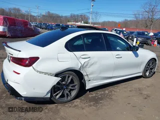 2020 BMW 3 Series M340i z VIN WBA5U7C02LA234487, wystawiony jako IAAI lot #41816831 z przebiegiem 27 562 mil mil oraz . Historia ofert i sprzedaży dostępna na DreamBid. Obrazek 6.