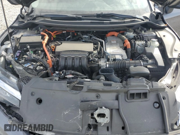 2019 Honda Clarity Plug-In Hybrid with VIN JHMZC5F12KC004076, listed as a Copart auction lot 70198693 with 105,325 mi miles. Bid and sale history available at carsss.com. Image 11.