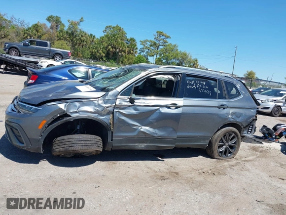 2024 Volkswagen Tiguan SE with VIN 3VVNB7AX6RM161369, listed as a IAAI auction lot 41888229 with 5,173 mi miles and . Bid and sale history available at DreamBid. Image 14.